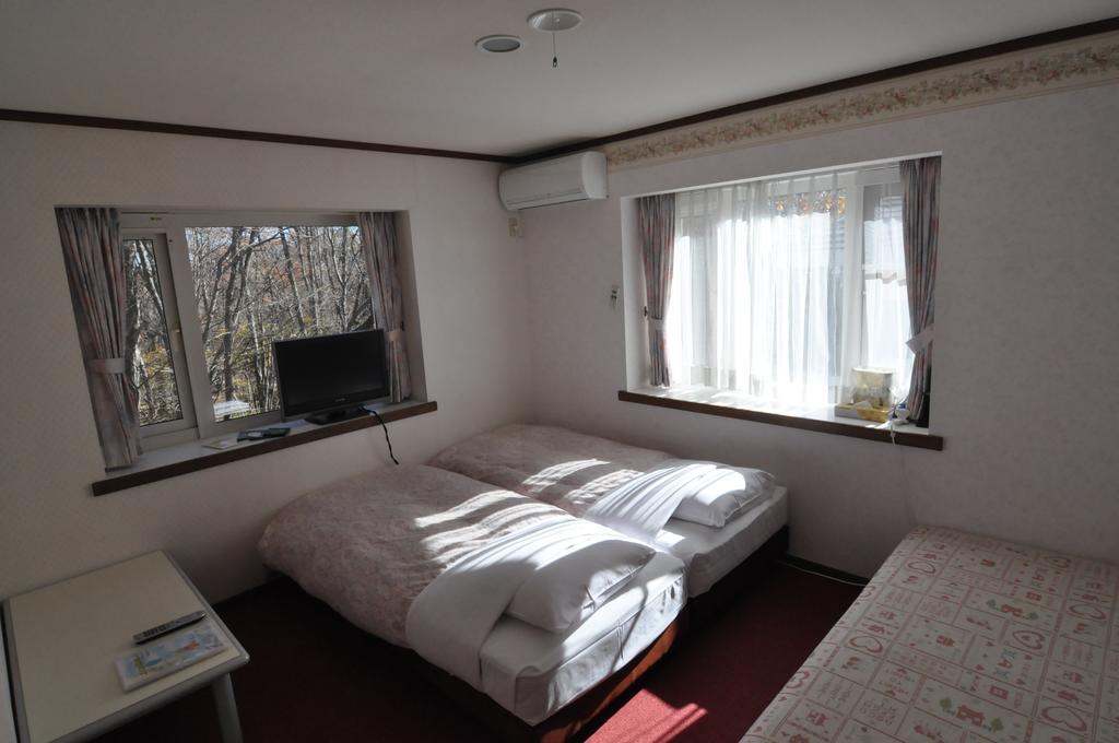 Pension Laurel นาสุ ภายนอก รูปภาพ